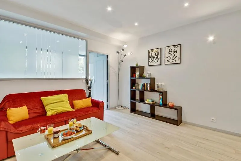 231 Tokyo Concept Apartment *